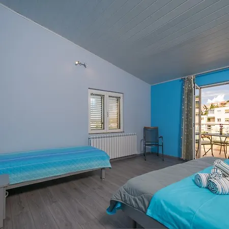 Komazin 3* Hvar Town