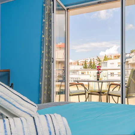 Komazin 3* Hvar Town
